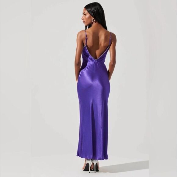 Astr the Label Women Kathleen Midi slip dress in purple size S NWT - Picture 2 of 6